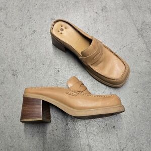 Y2k MIA Tan Leather Block Heel Mule Loafers!